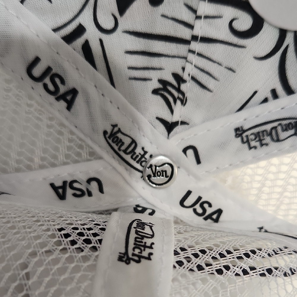 Von Dutch White Fruit And Logo Patch Trucker Hat - Picture 7 of 8